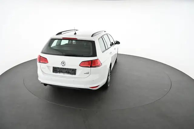 Volkswagen Golf view 12