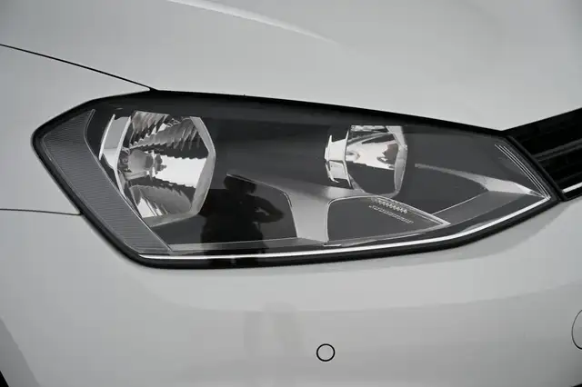 Volkswagen Golf view 15
