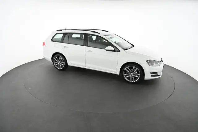 Volkswagen Golf view 8