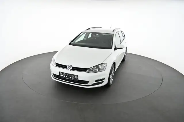 Volkswagen Golf view 11