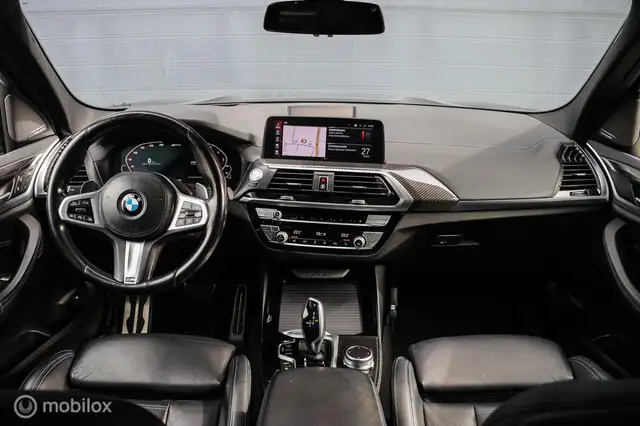 BMW X3 view 3