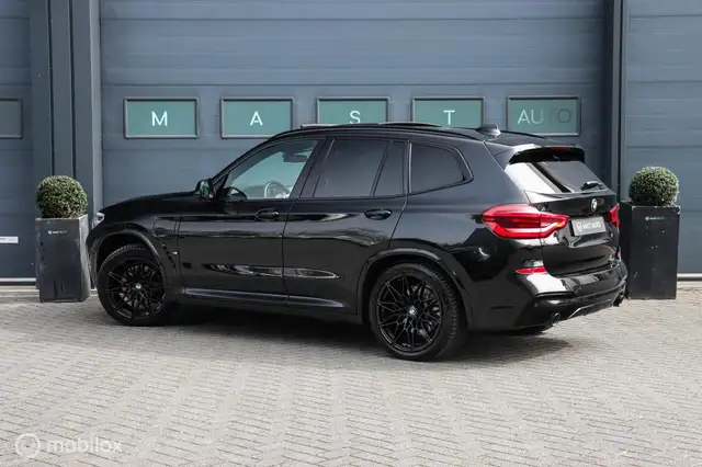 BMW X3 view 13