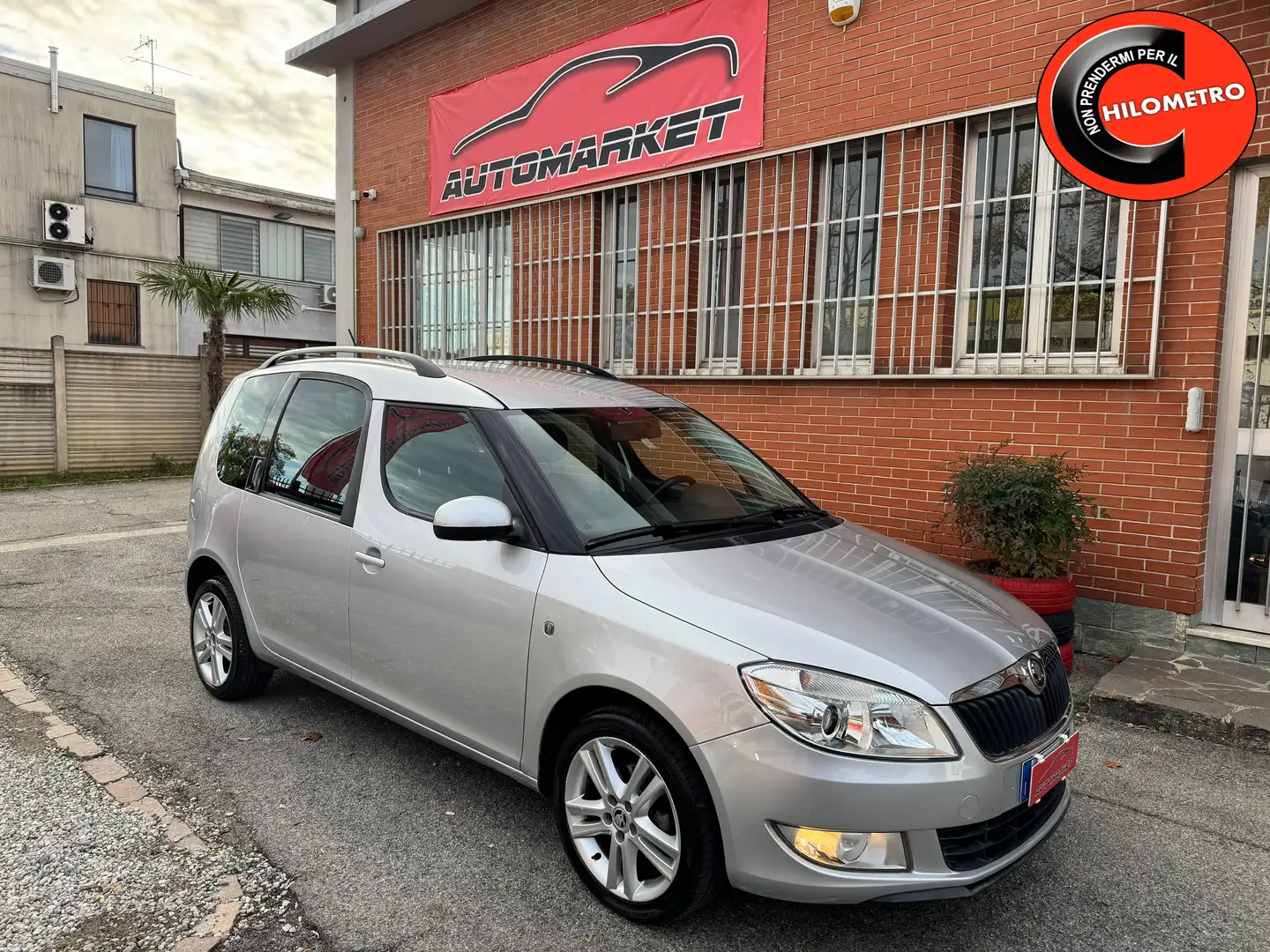 Skoda Roomster 1.2 tsi Ambition 86cv Gris - 1