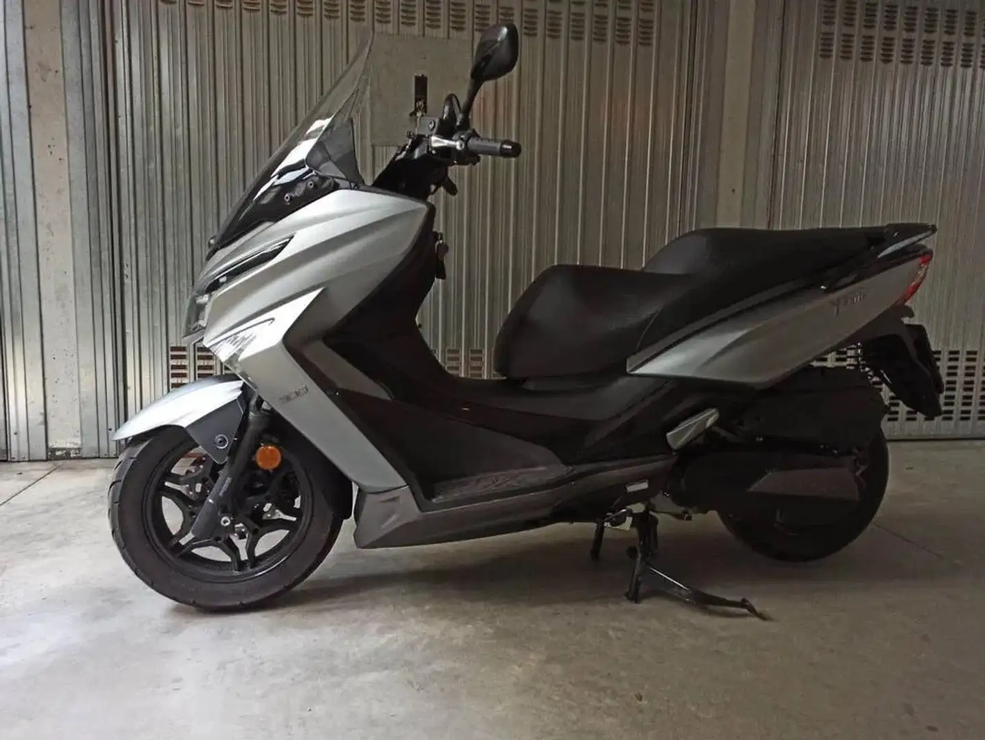 Kymco X-Town 300i Grigio - 1