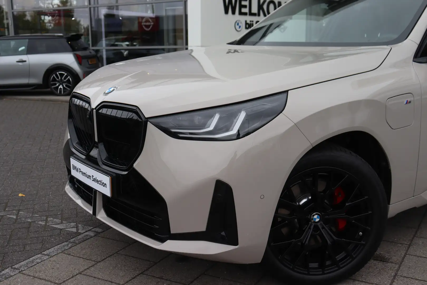 BMW X3 30e xDrive High Executive M Sport Automaat / Panor Grijs - 2