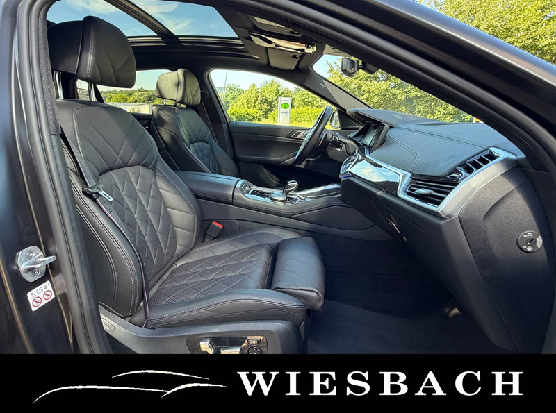 BMW X6 M50i V8 MATT LASER PANO iGLOW S-BELÜFTUNG — photo 11