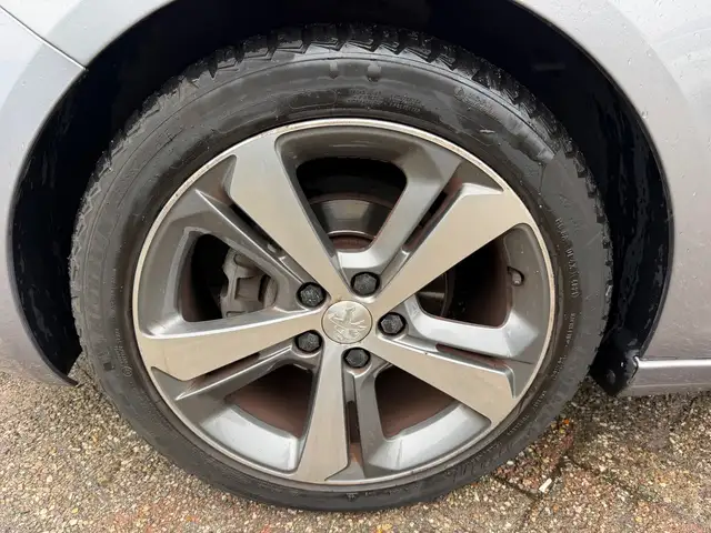 Peugeot 308 view 14