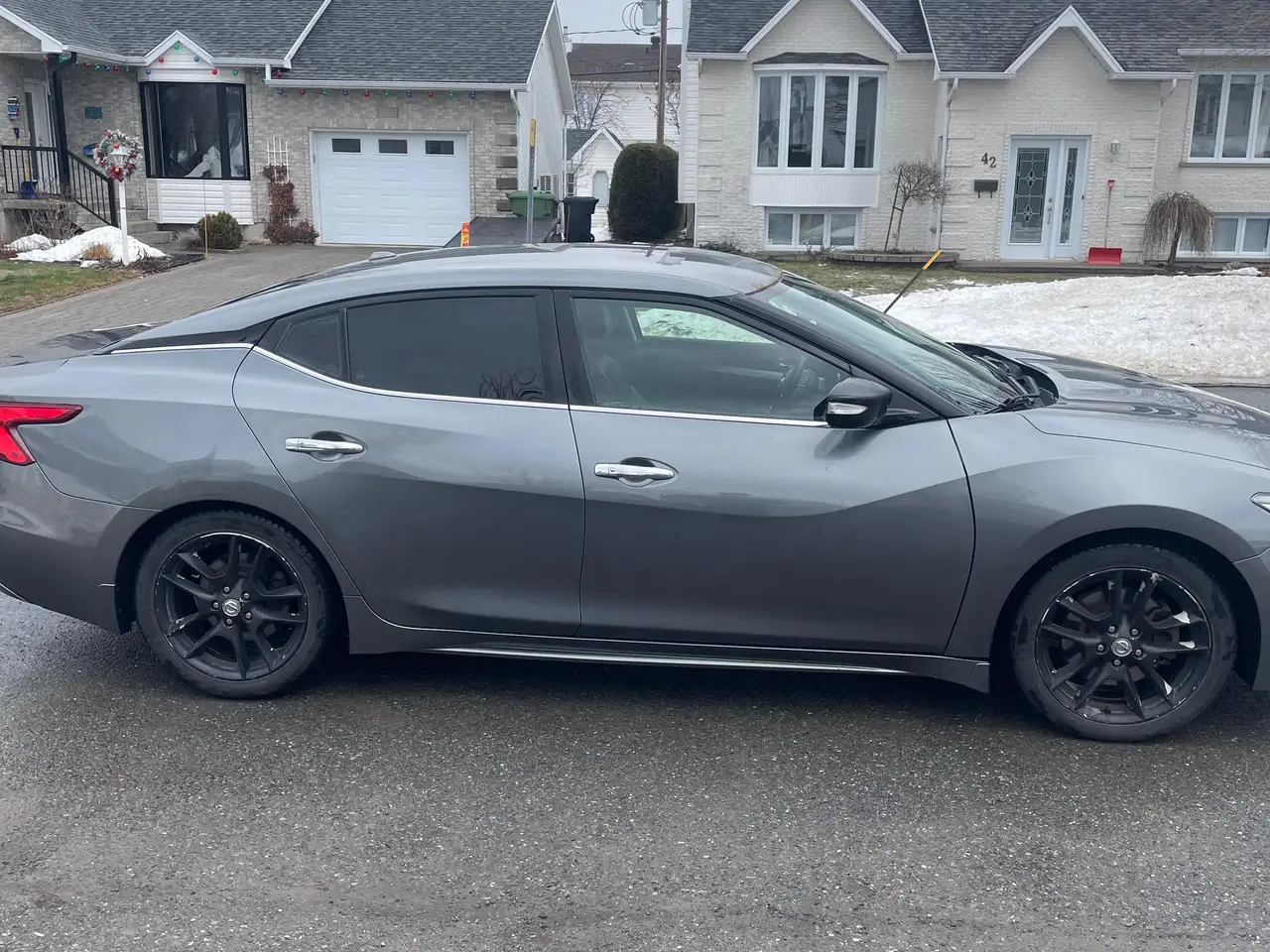 Nissan Maxima снимка Nissan Maxima