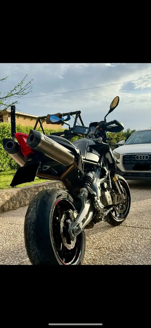 Aprilia Dorsoduro - 1