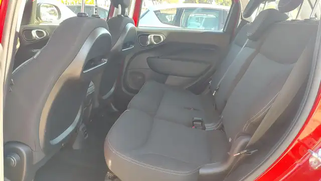Fiat 500l view 13