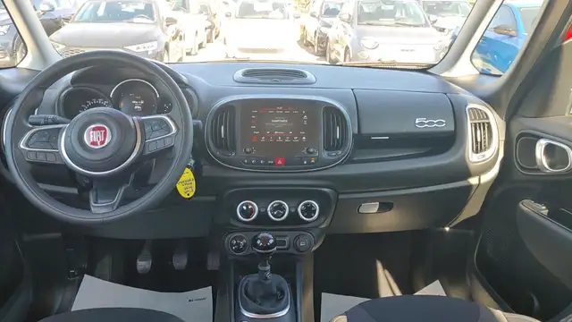 Fiat 500l view 6