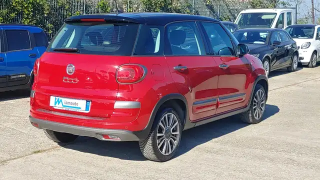 Fiat 500l view 3