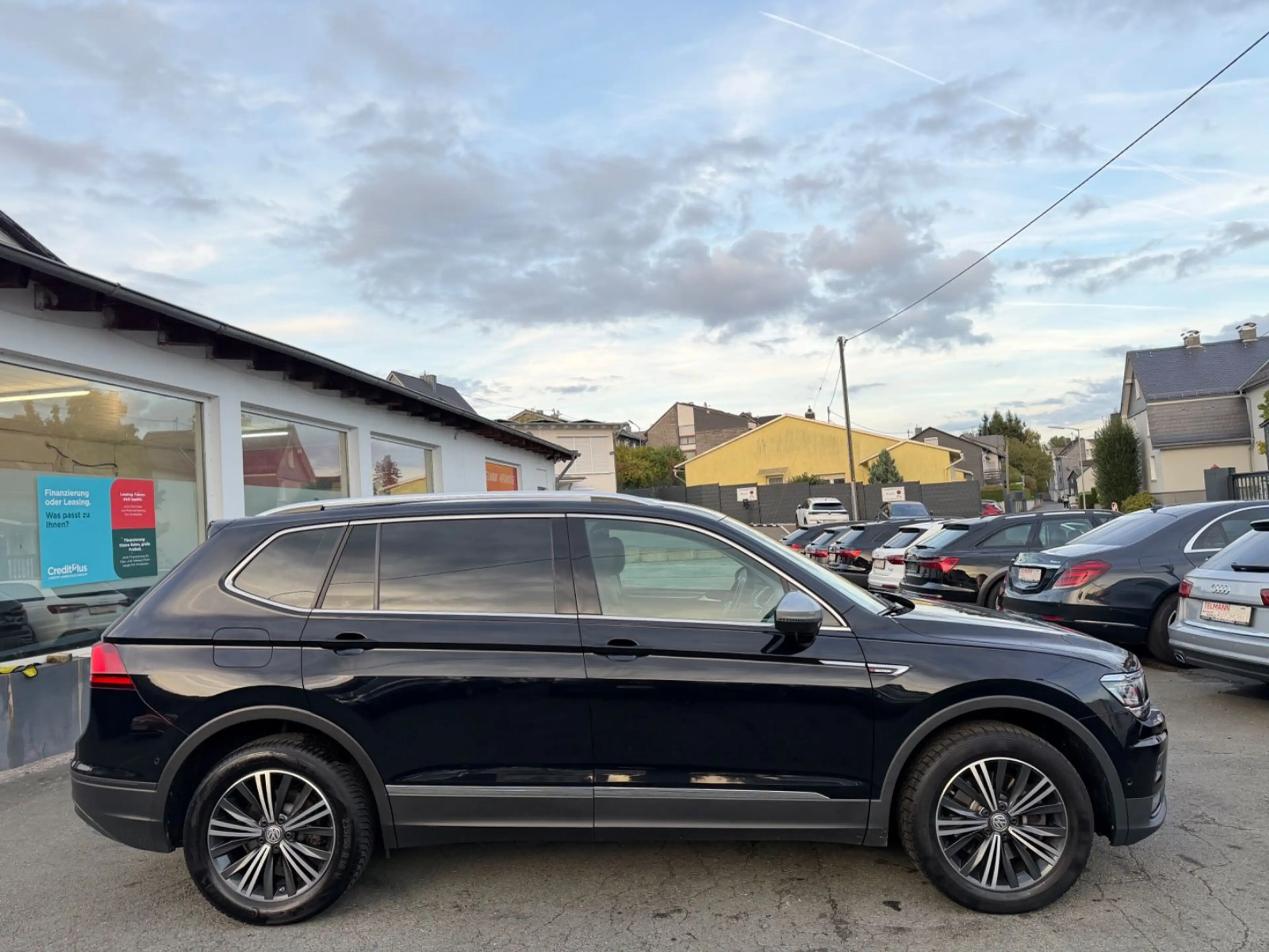 Volkswagen Tiguan Allspace 4Motion/ 7-Sitzer/Head-Up/LED/ — photo 9