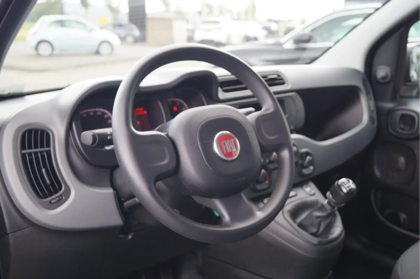 Fiat Panda 1.0 Hybrid City Cross | Airconditioning Noir - 2