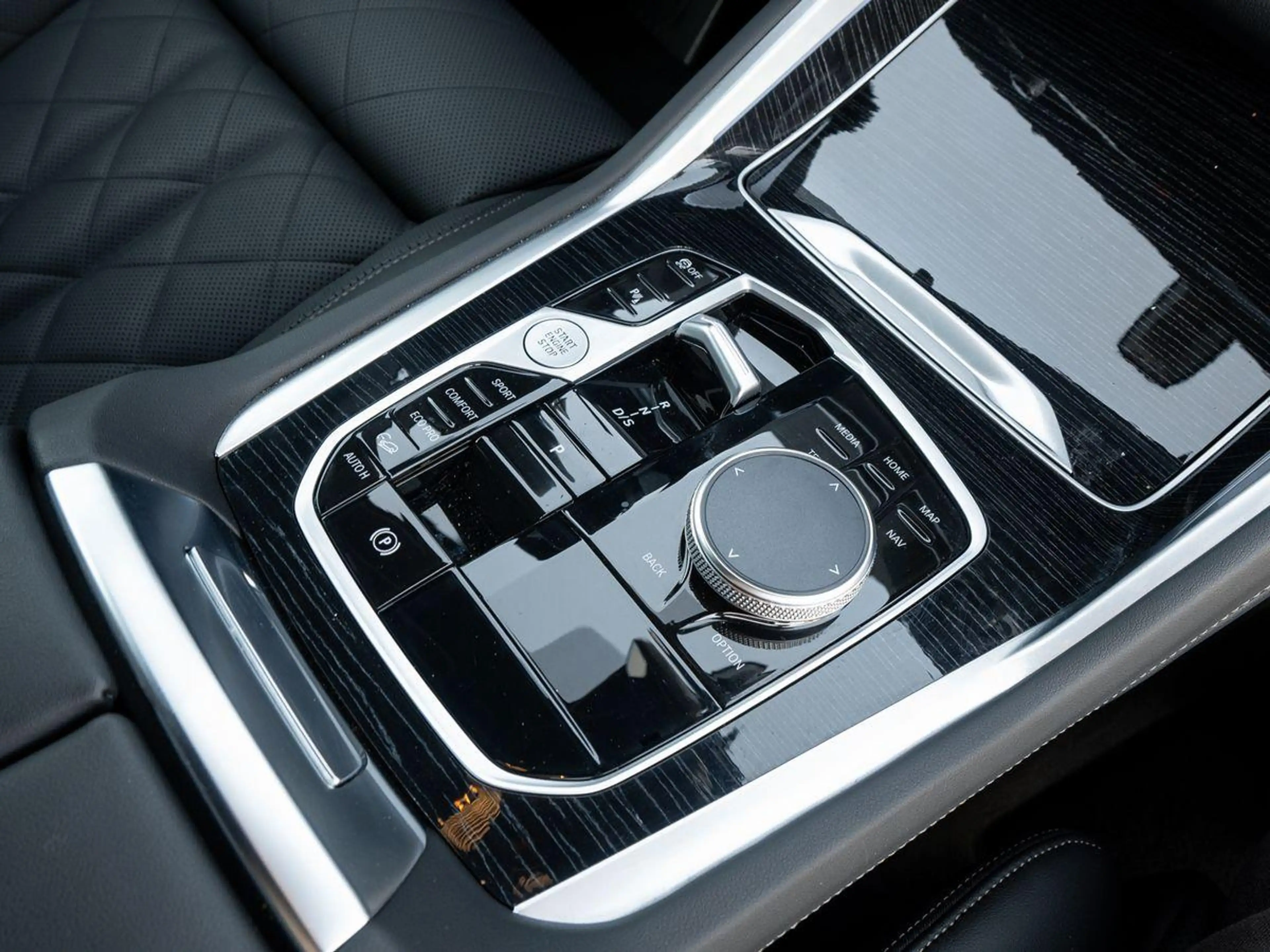 BMW X6 xDrive30d M-SportPRO 22 PANO K-Sitz+Lüft HuD — photo 15