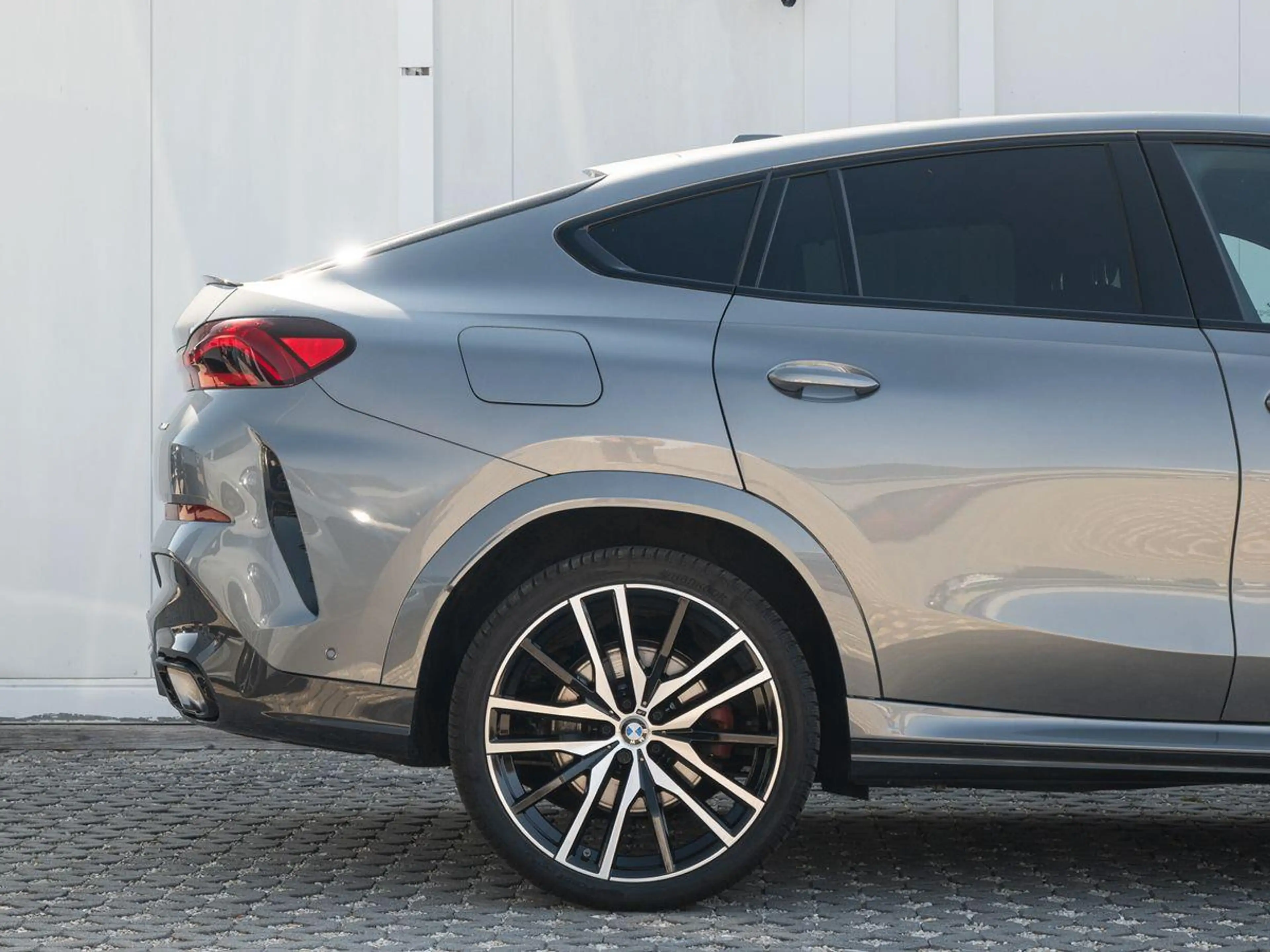 BMW X6 xDrive30d M-SportPRO 22 PANO K-Sitz+Lüft HuD — photo 4