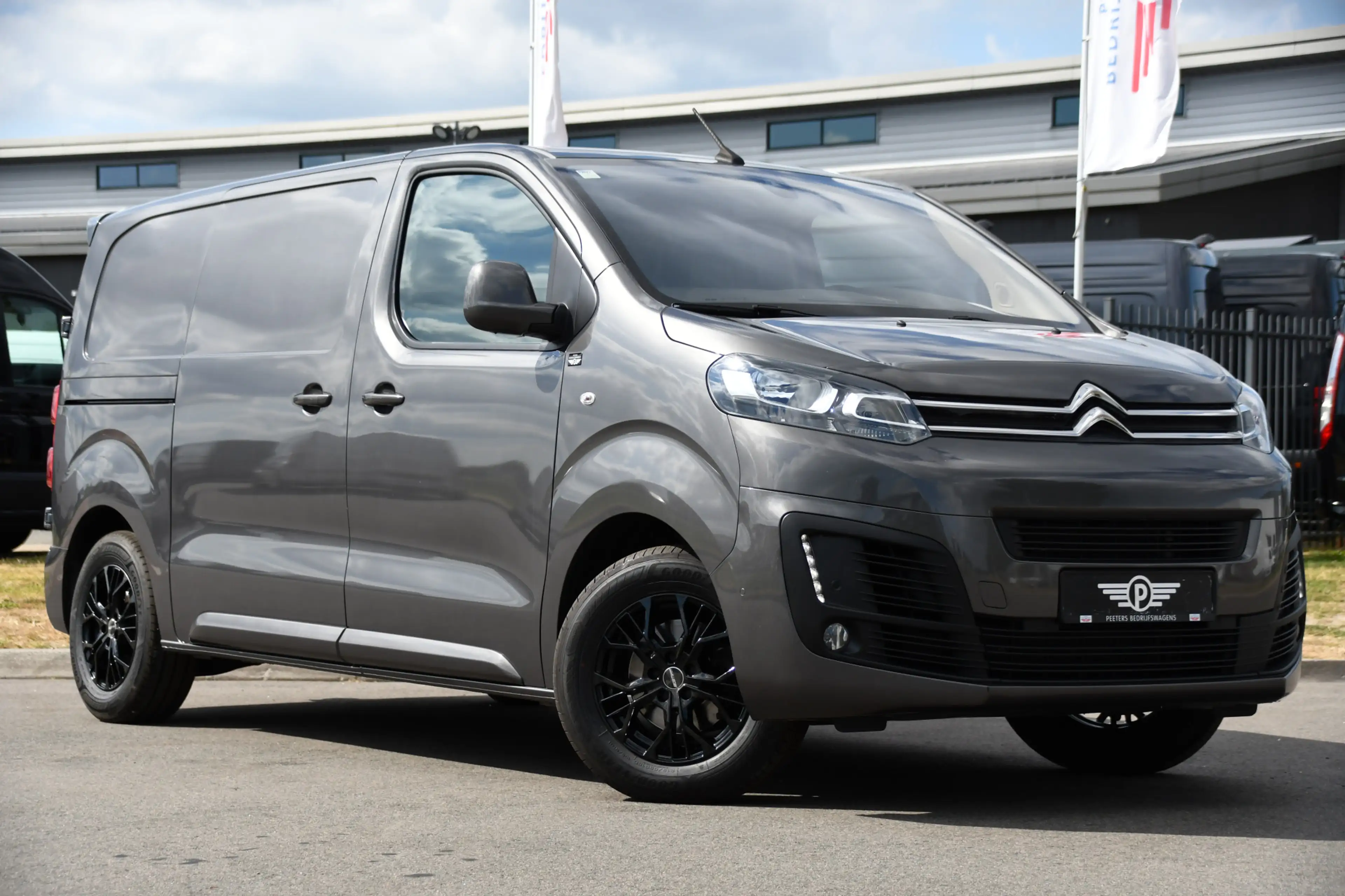 Citroen Jumpy 2.0 BlueHDI 180 L2 PB Edition 360 Camera, Cruise, — photo 5