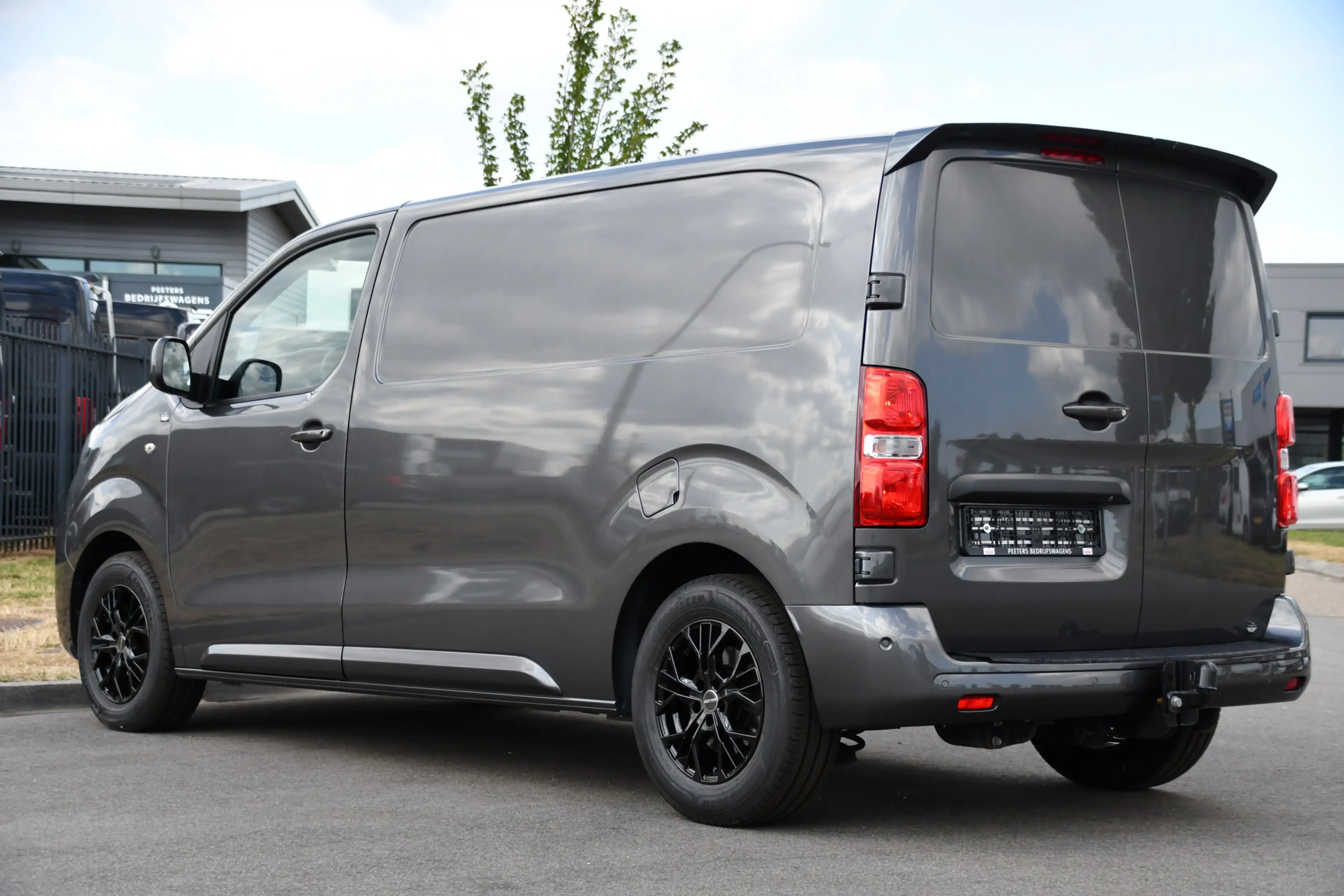 Citroen Jumpy 2.0 BlueHDI 180 L2 PB Edition 360 Camera, Cruise, — photo 3