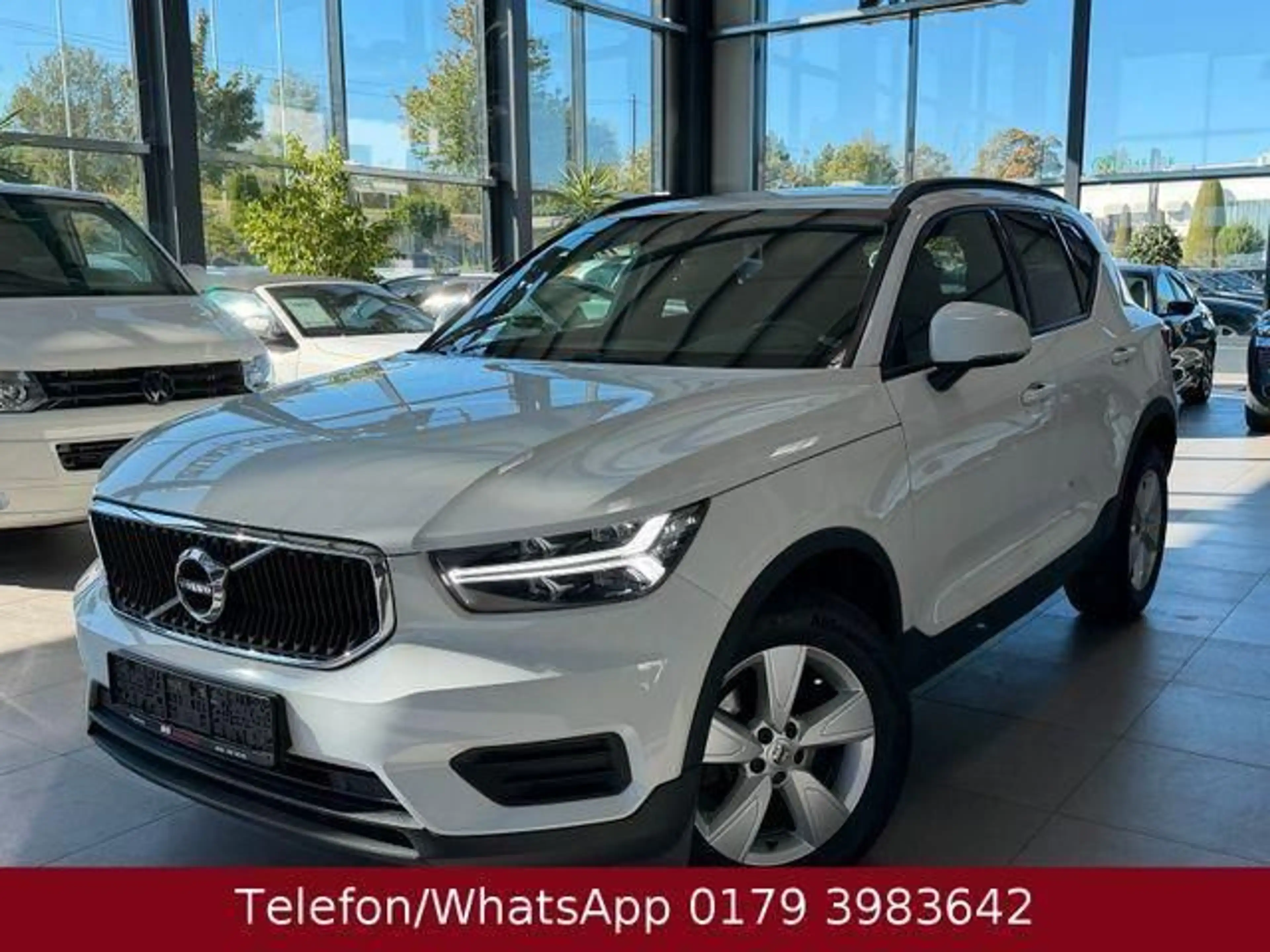 Volvo XC40 Momentum Core 2WD 120 kW (163 PS), Autom... — photo 2