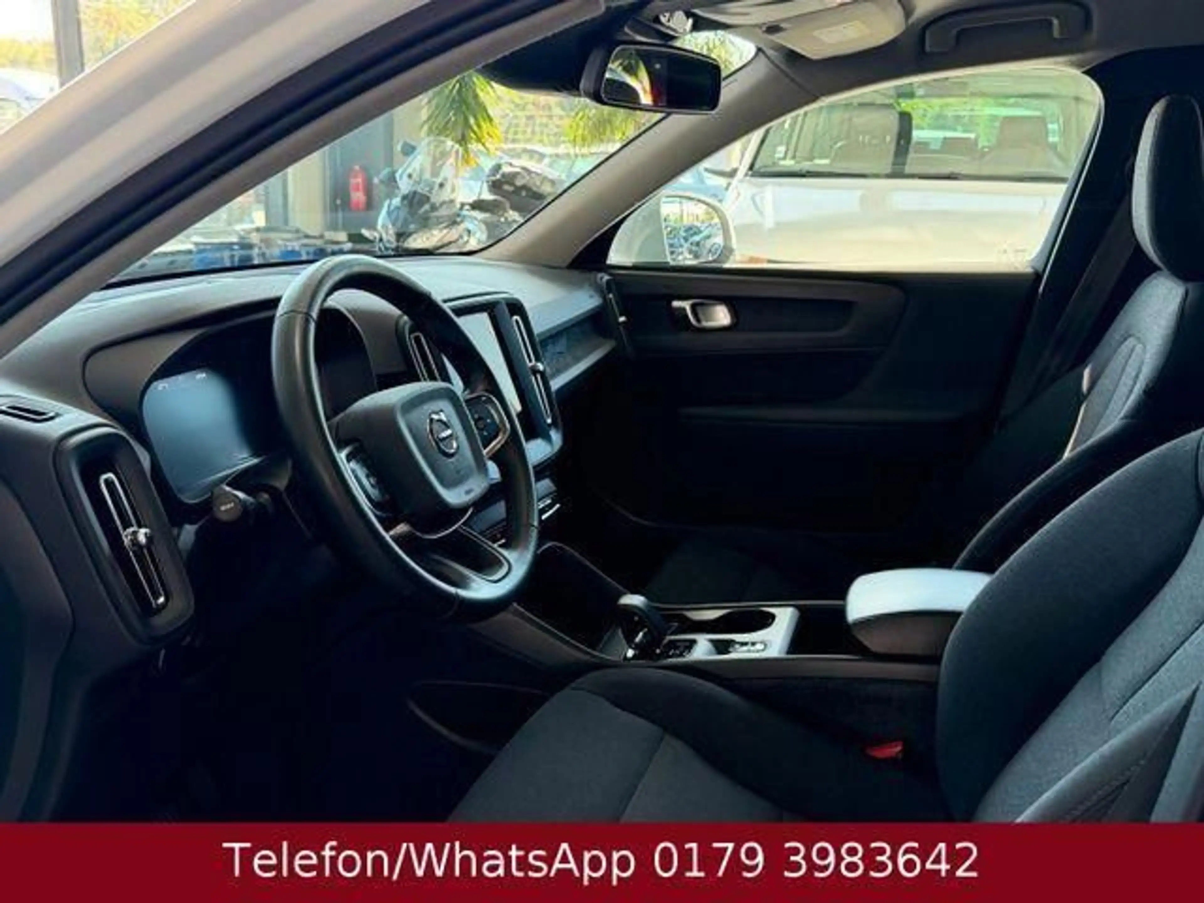 Volvo XC40 Momentum Core 2WD 120 kW (163 PS), Autom... — photo 7