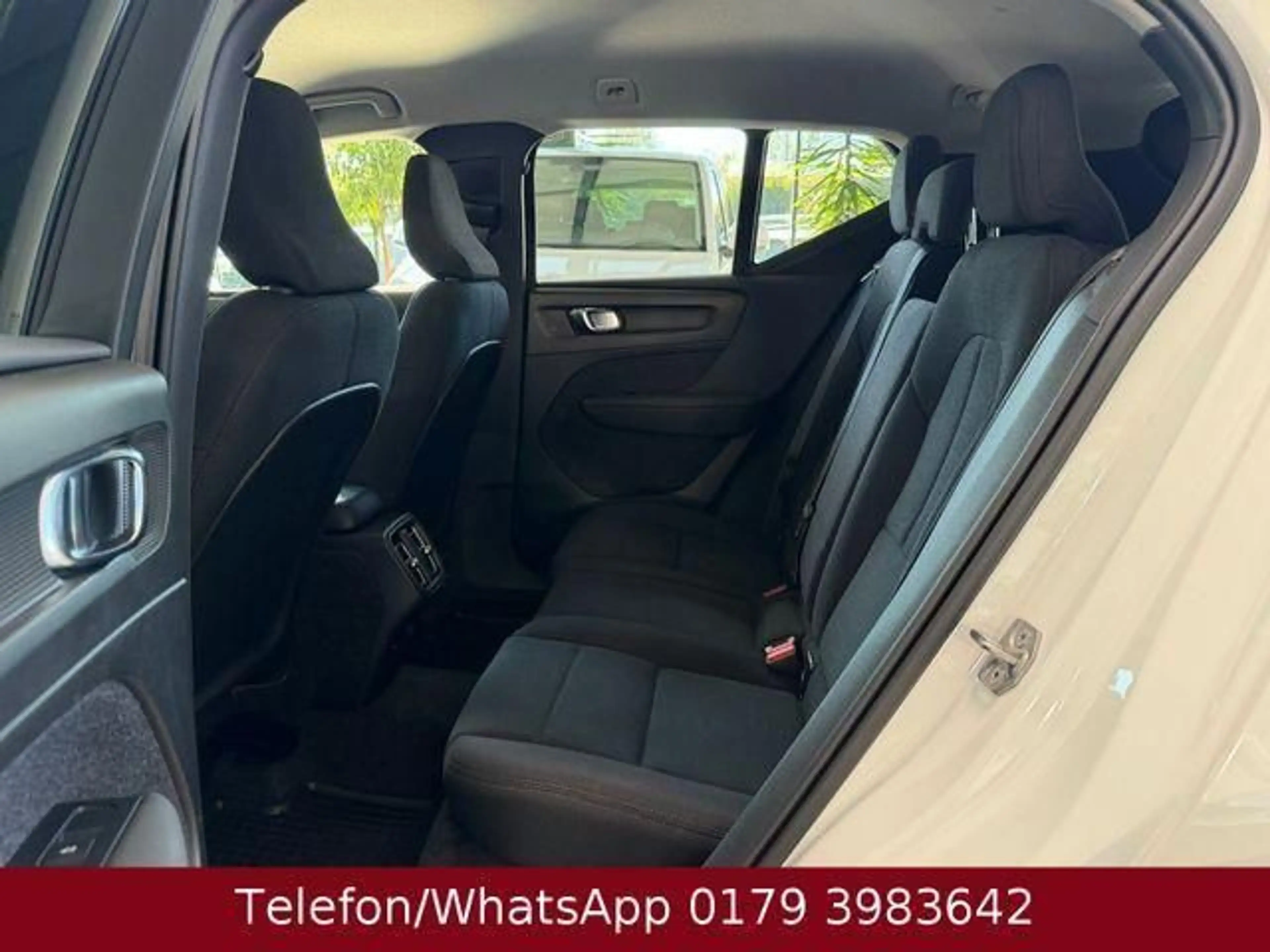 Volvo XC40 Momentum Core 2WD 120 kW (163 PS), Autom... — photo 14