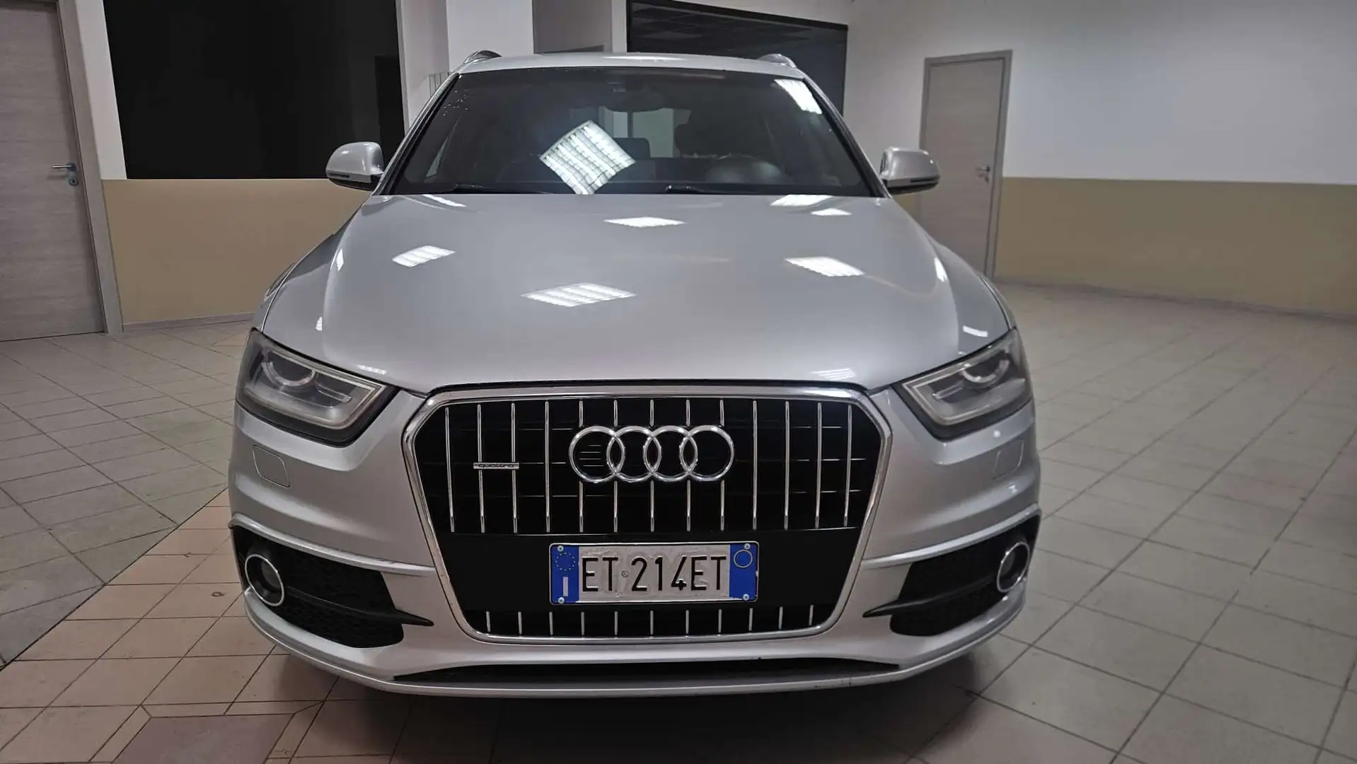 Audi Q3 2.0 tdi Business Plus quattro 140cv s-tronic - 2