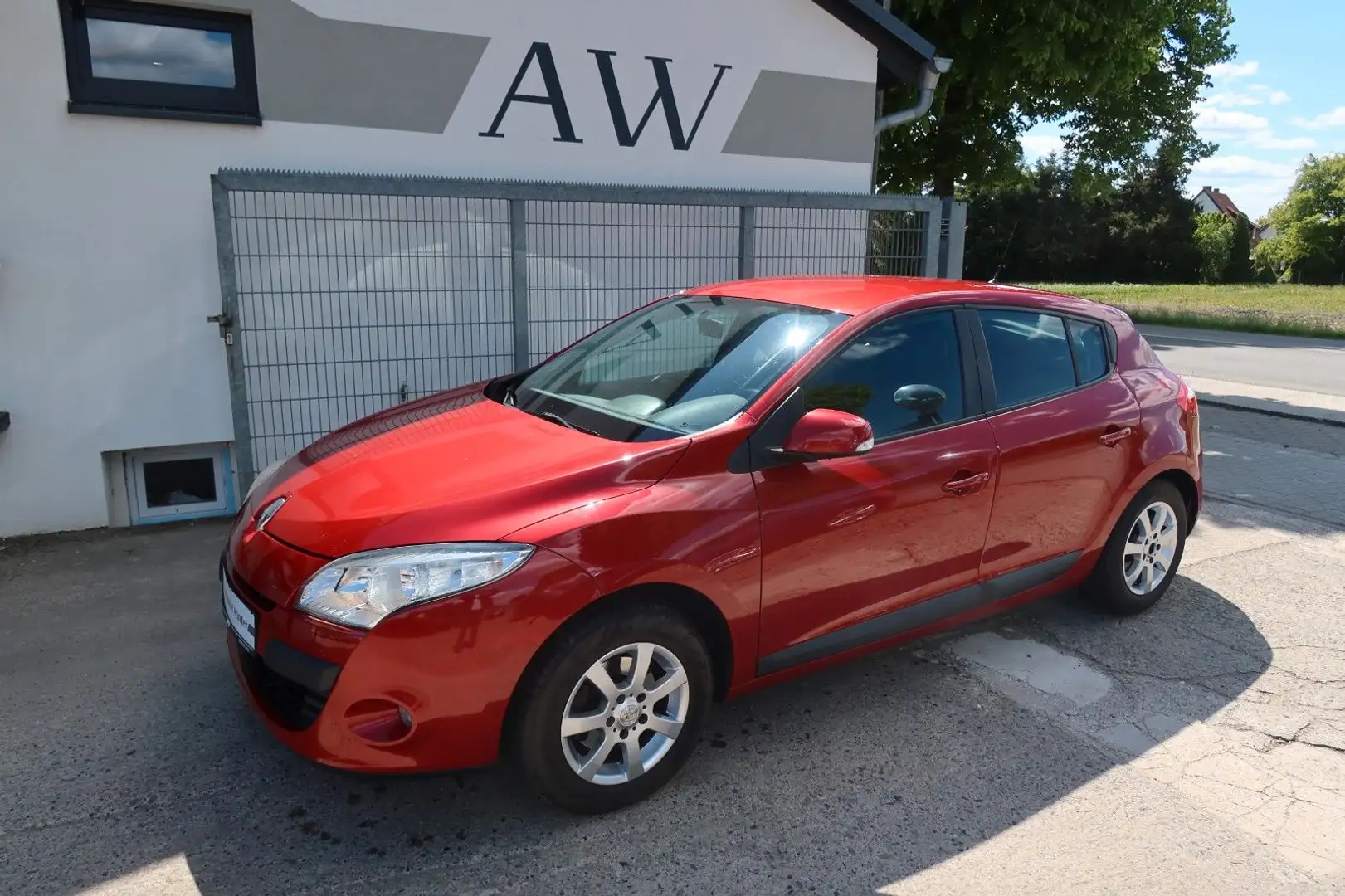 Renault Megane III Lim. 5-trg. Expression|S.Heft| Piros - 1