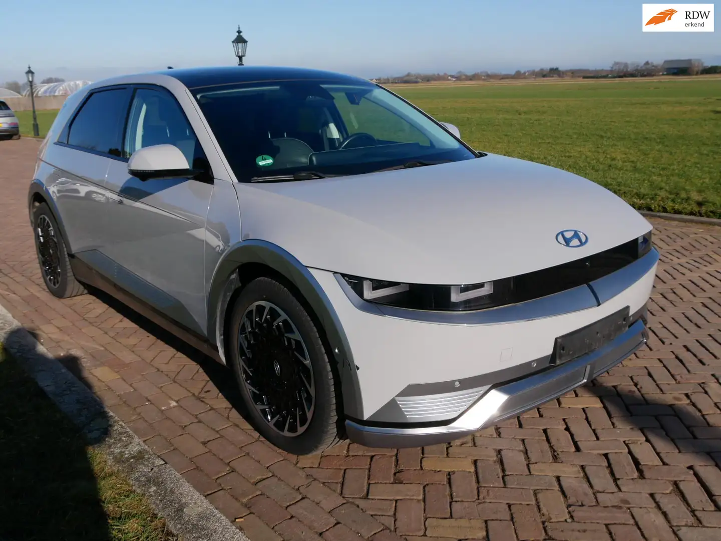 Hyundai IONIQ 5 Connect+ 73kWh SOLAR LEATHER NAVI ** 17599 NETTO * Gris - 1