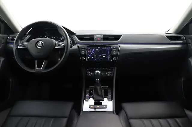 Skoda Superb view 14