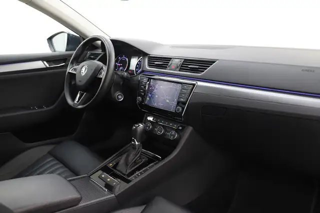 Skoda Superb view 15