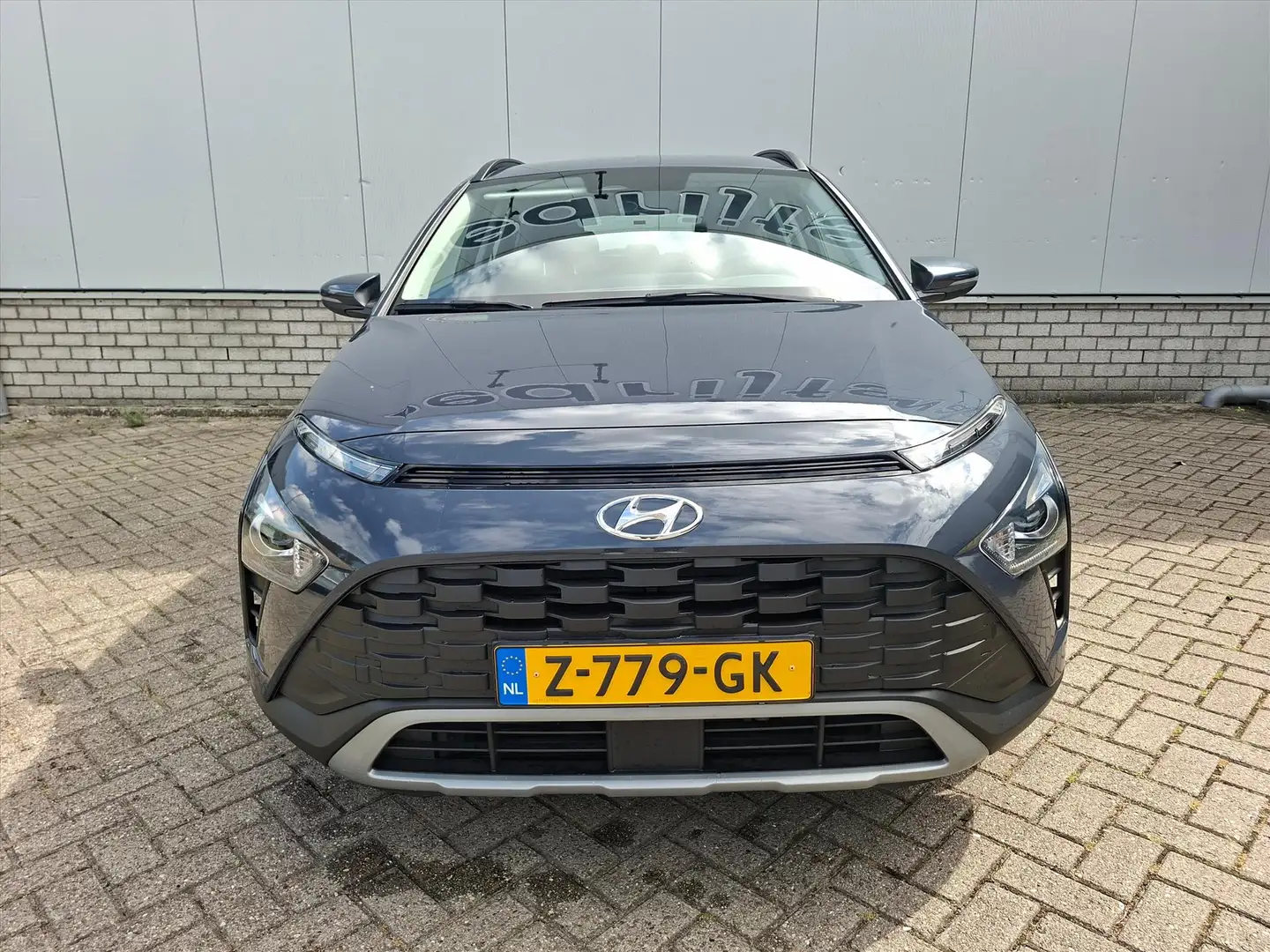 Hyundai BAYON 1.0 T-GDI 100PK 7DCT Comfort Smart I Navigatie Grijs - 2