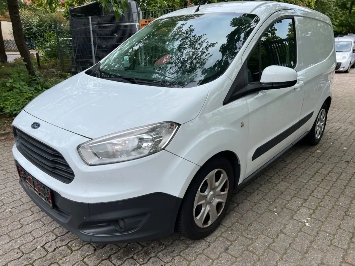 Ford Transit Courier Kasten Klima Weiß - 2