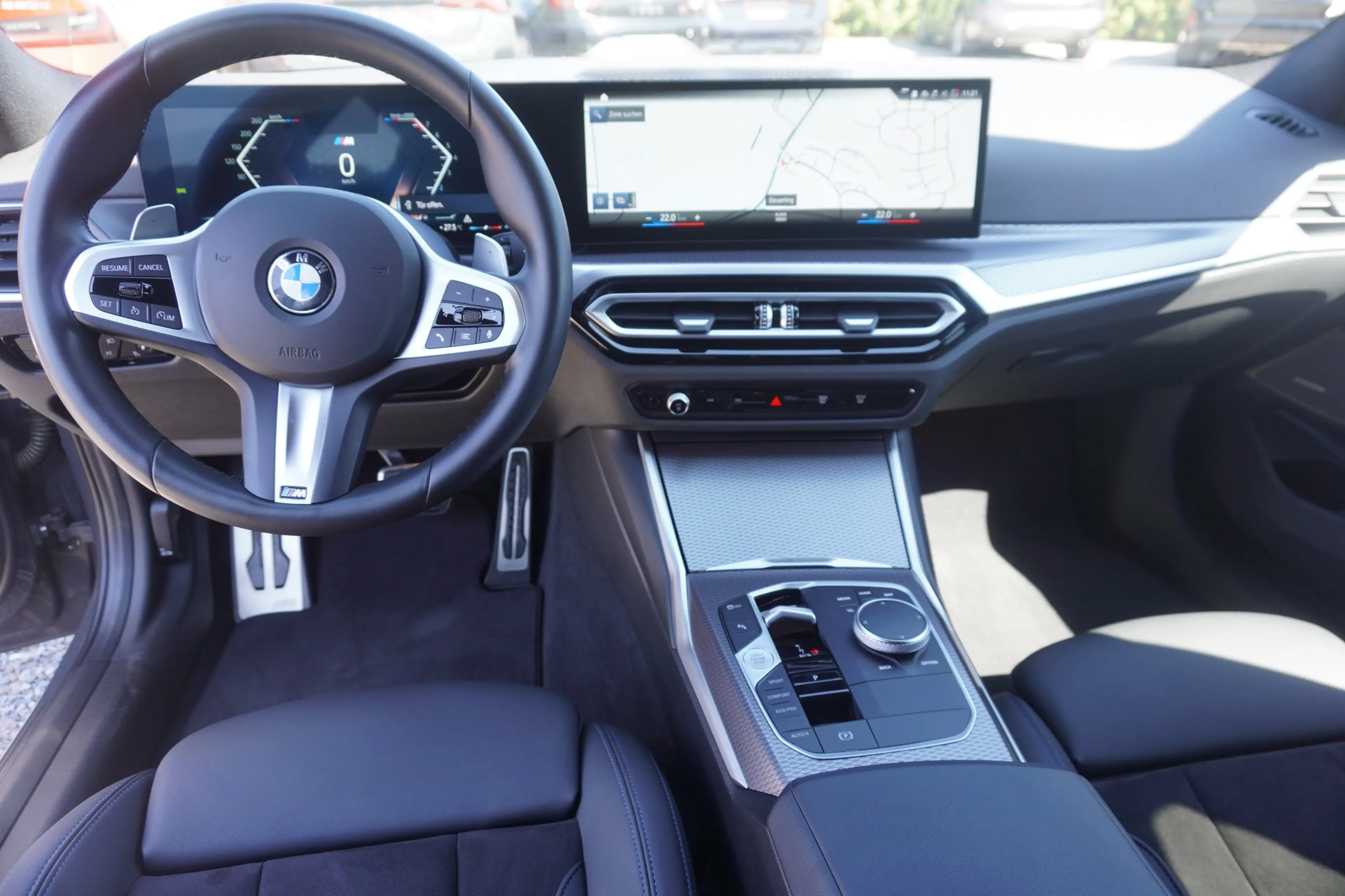 BMW 340 M340i xDrive Touring — photo 14