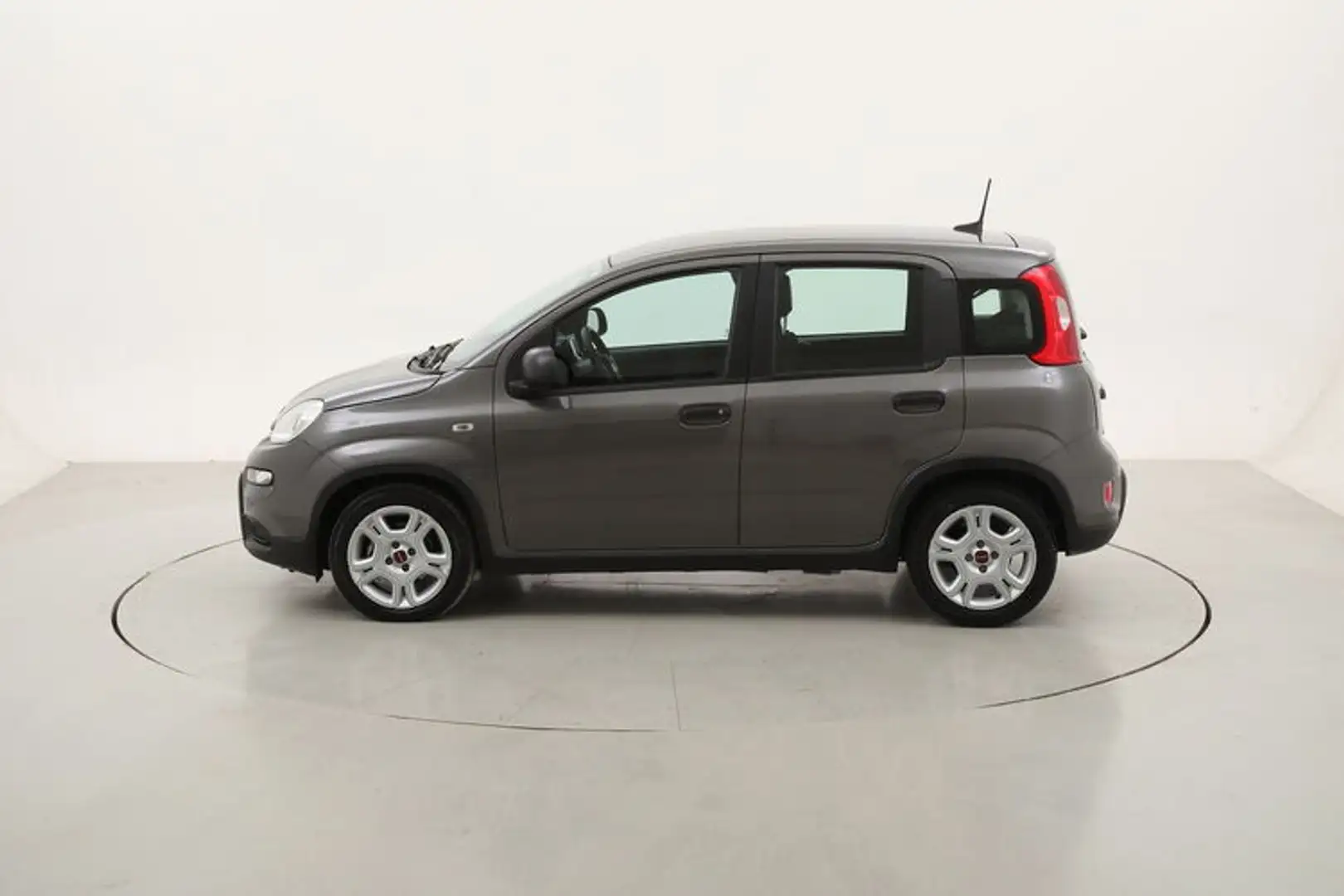 Fiat Panda Hybrid 1.0 Mild Hybrid 70CV Grigio - 2