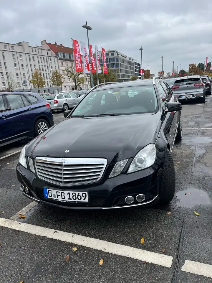 Mercedes-Benz E 220