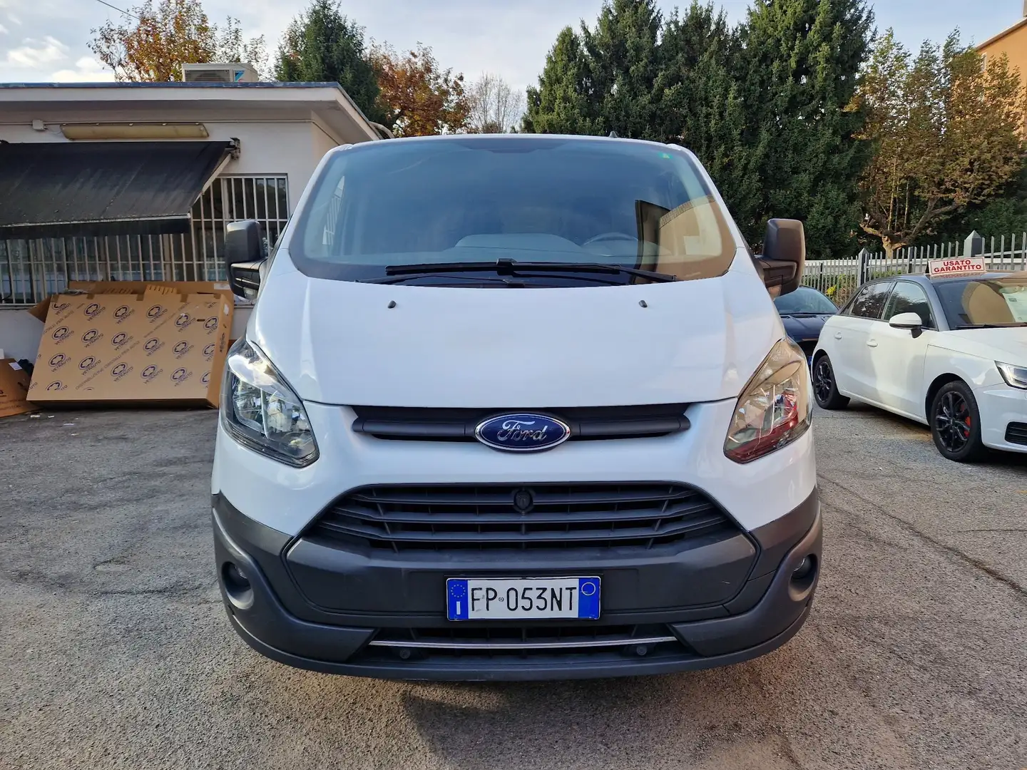 Ford Transit Custom 250 2.0 TDCI ENTRY Bianco - 2