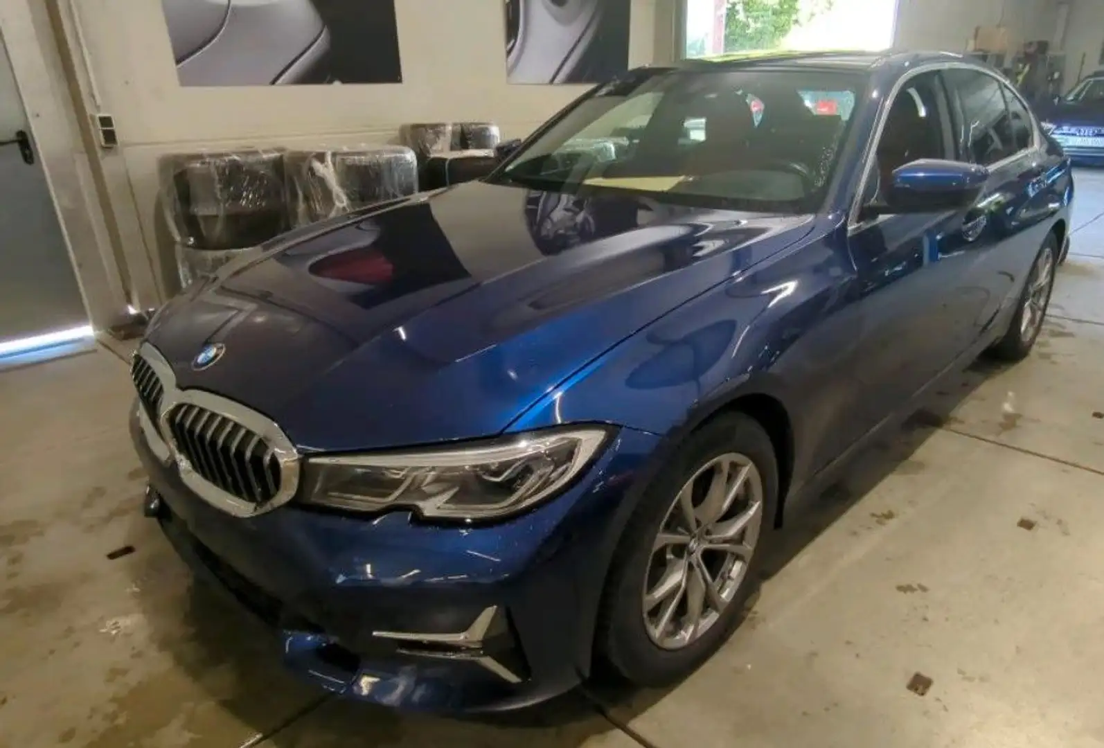BMW 320 Baureihe 3 Lim. 320 d Luxury Line Bleu - 1