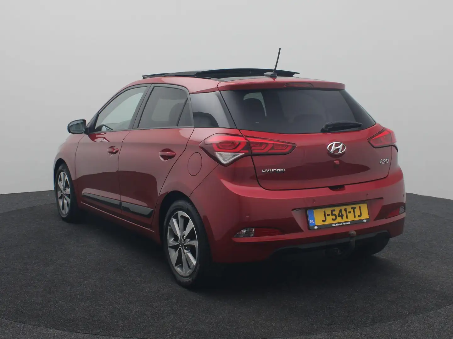 Hyundai i20 1.2 HP Business Edition | Airconditioning | Panora Rot - 2