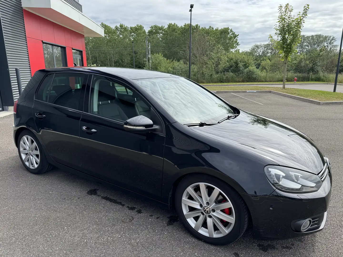 Volkswagen Golf 1.4 TSI 160 Confortline - 2