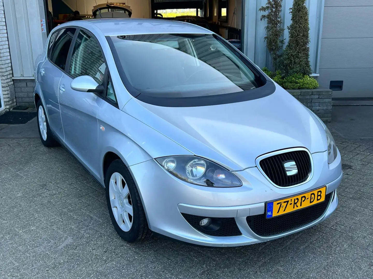 SEAT Toledo 1.6 Stylance Szürke - 2