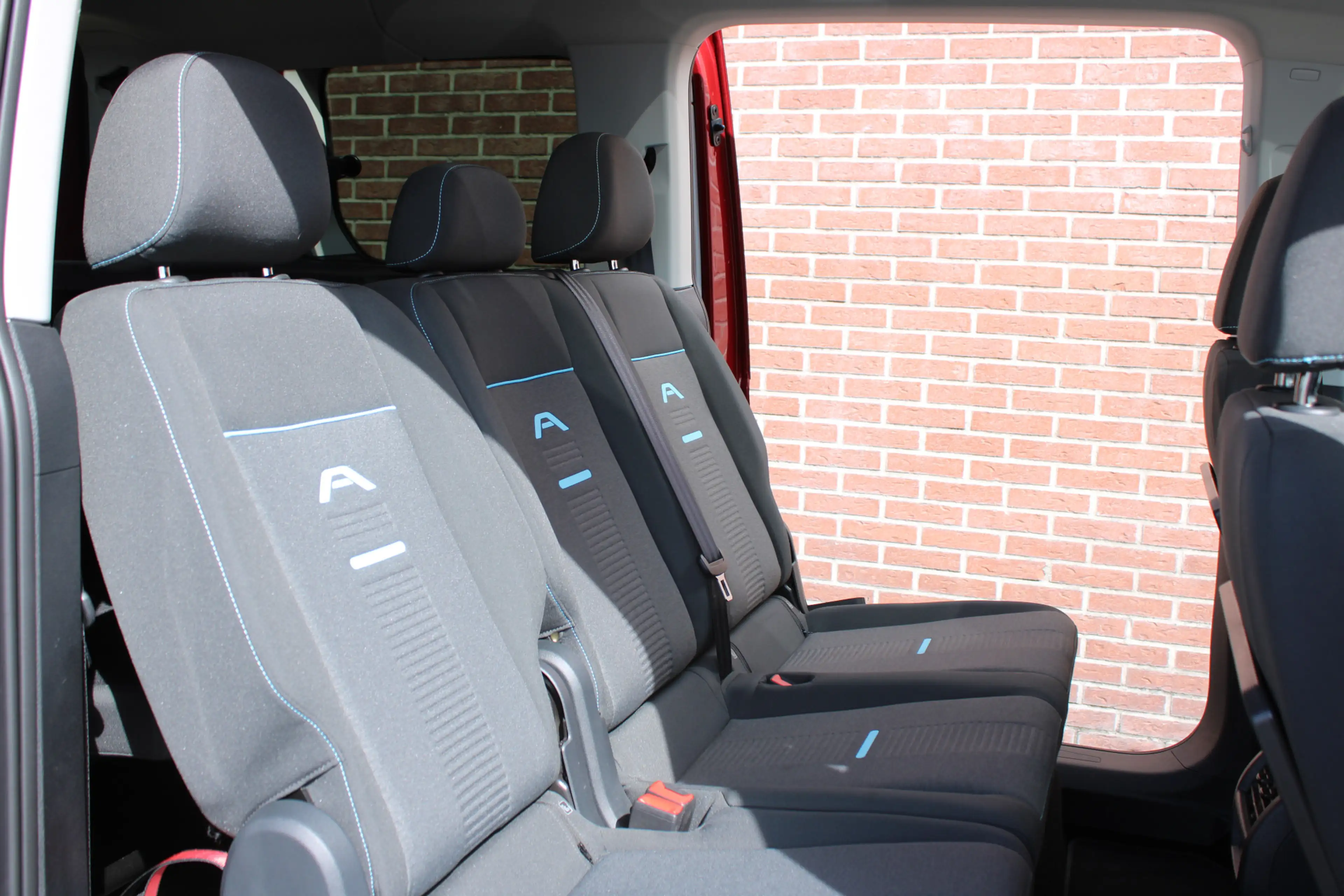 Ford Tourneo Connect 7P 1.5 EcoBoost 150PK PHEV L2 Active |PANO-DAK|ACC — photo 12