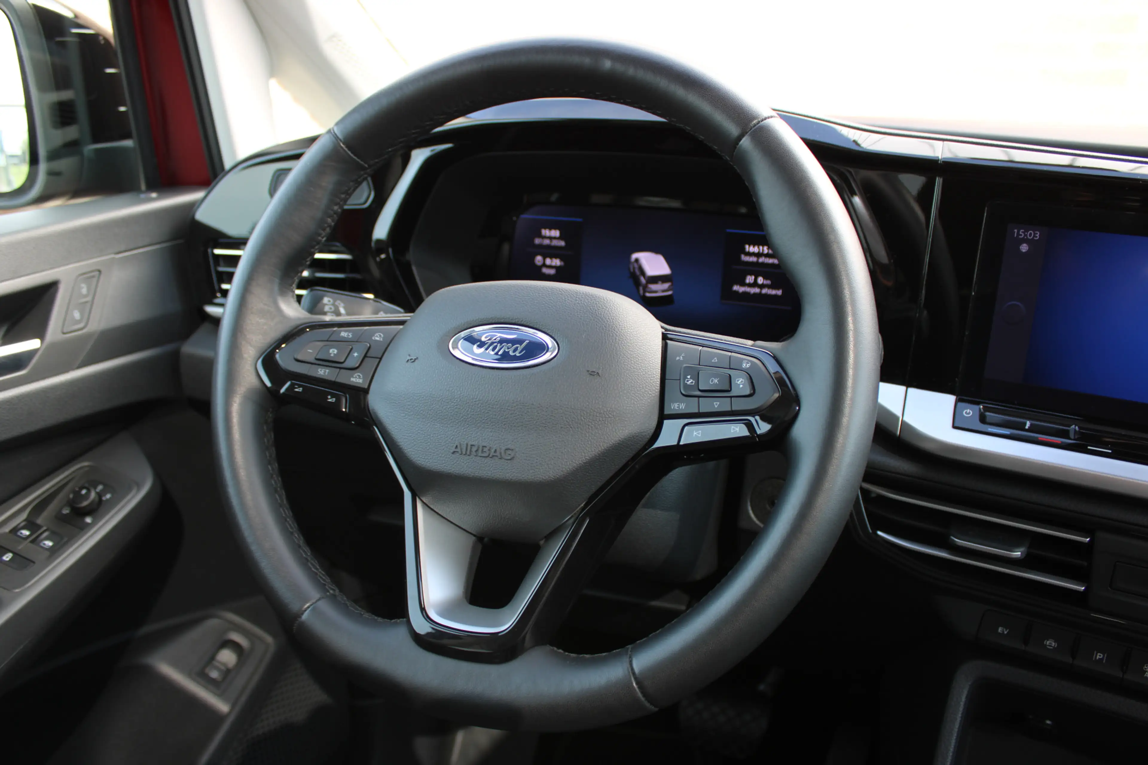 Ford Tourneo Connect 7P 1.5 EcoBoost 150PK PHEV L2 Active |PANO-DAK|ACC — photo 16