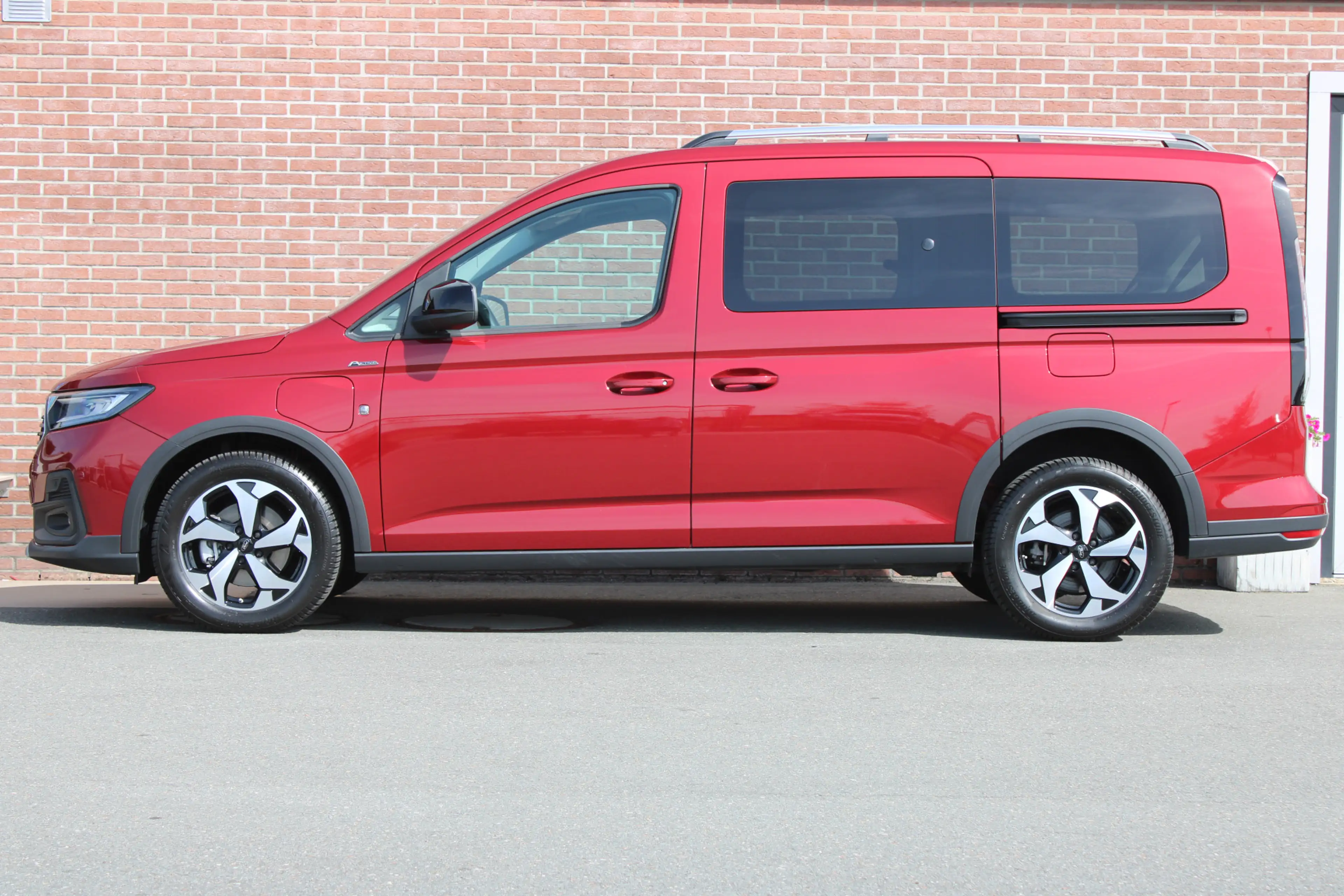 Ford Tourneo Connect 7P 1.5 EcoBoost 150PK PHEV L2 Active |PANO-DAK|ACC — photo 20