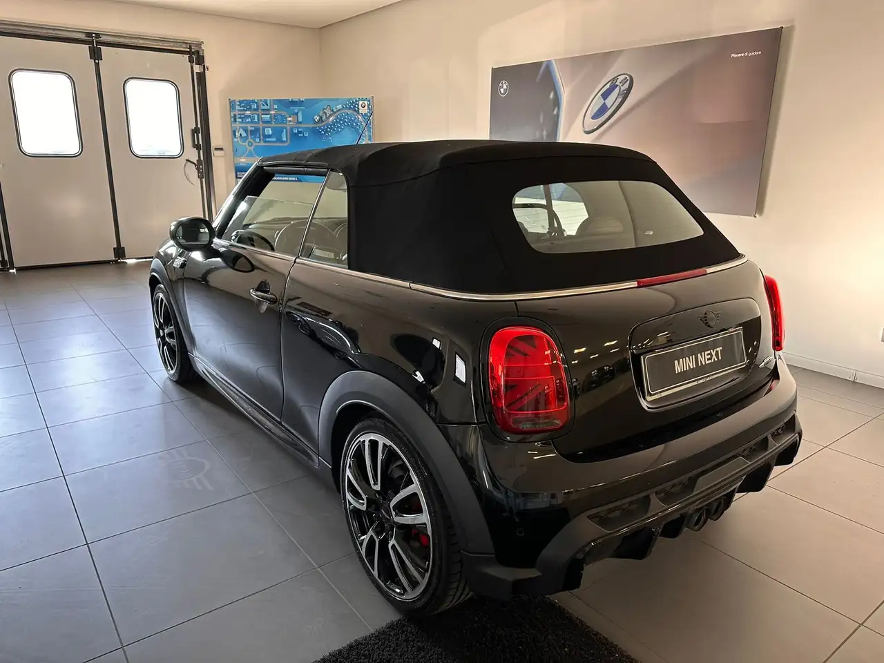 MINI John Cooper Works Cabrio Cabrio 2.0 JCW JCW auto 6