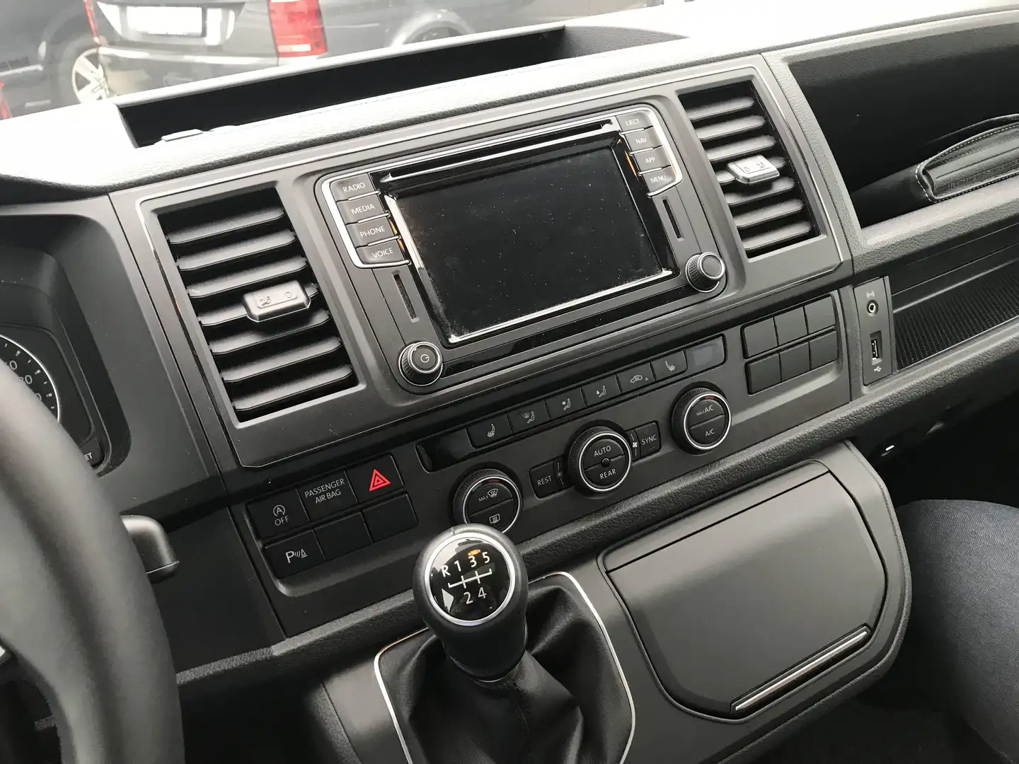 Volkswagen T6 Multivan Multivan Trendline mit Flexboard Beige - 2