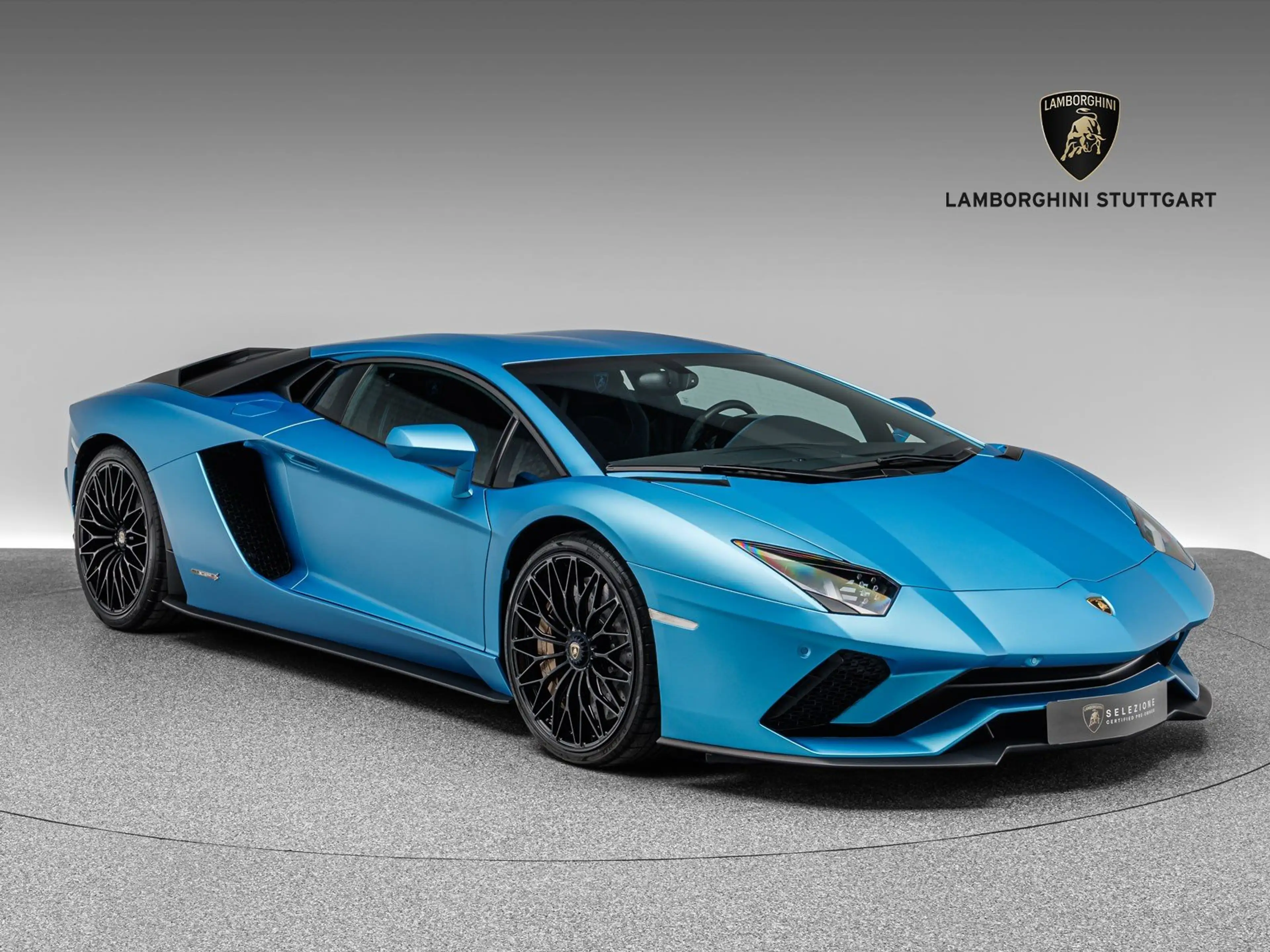 Lamborghini Aventador S Coupe