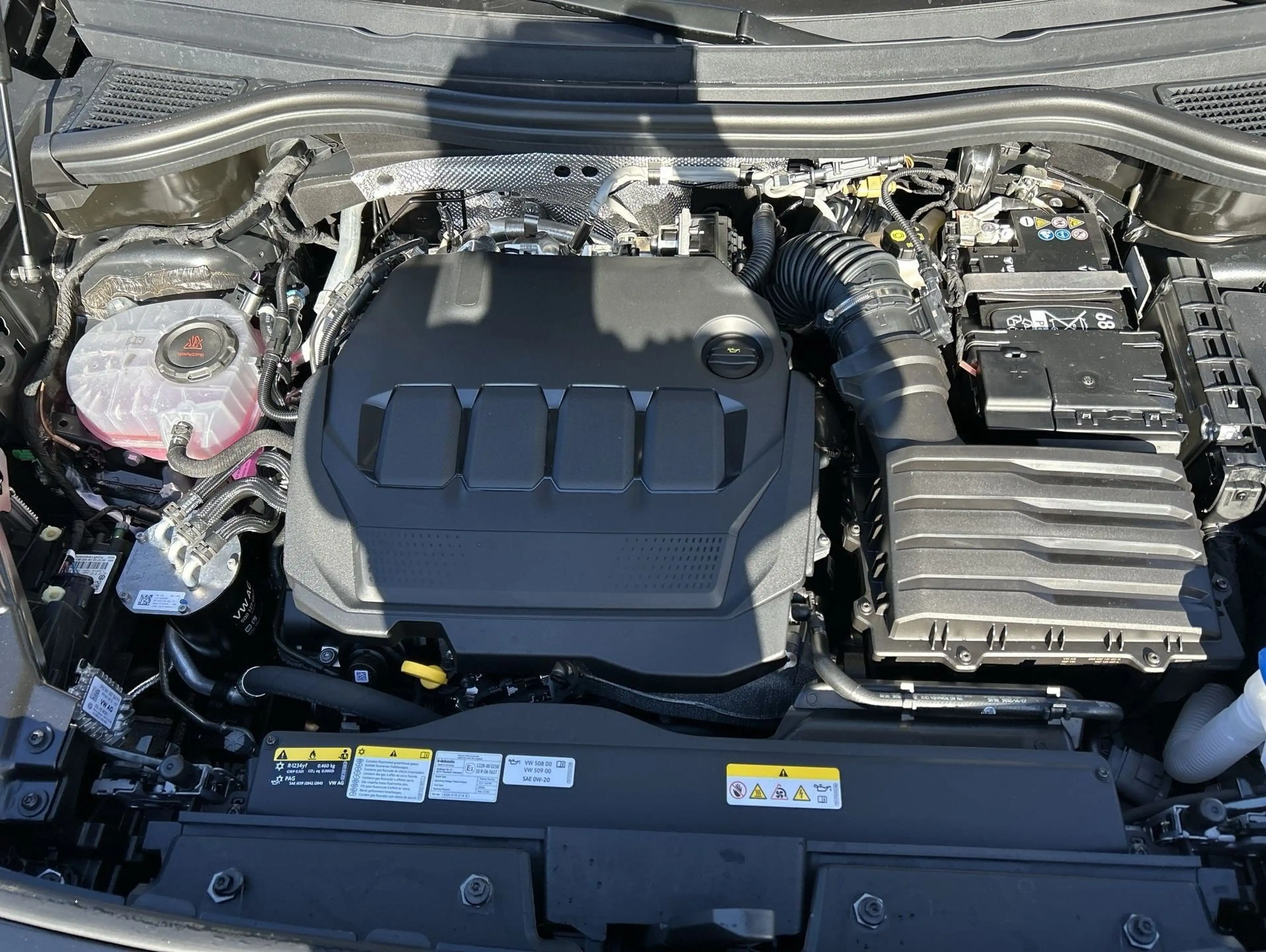 Volkswagen Tayron Elegance 2.0 l TDI DSG CarPlay Pano ACC — photo 15