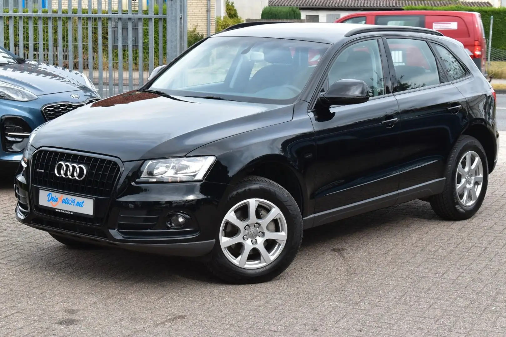 Audi Q5 2.0 TFSI Quattro 1.Hand|Klimaaut.|PDC| Euro 6 Schwarz - 1