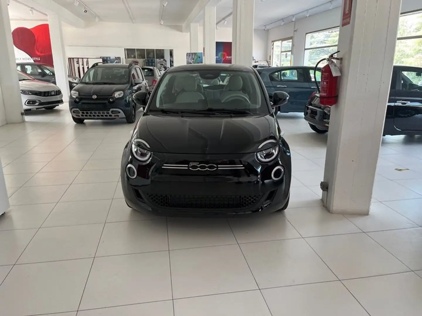 Fiat 500e 500e 3+1 42 kWh La Prima by Bocelli Nero - 2