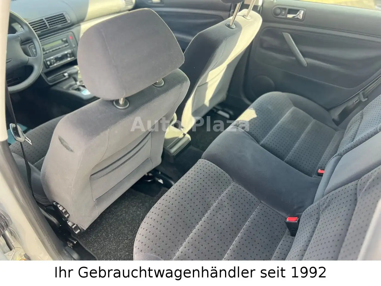 Volkswagen Passat 1.6*1.Hand*Liebhaber*S-Heft*Top Zustand*, foto 12